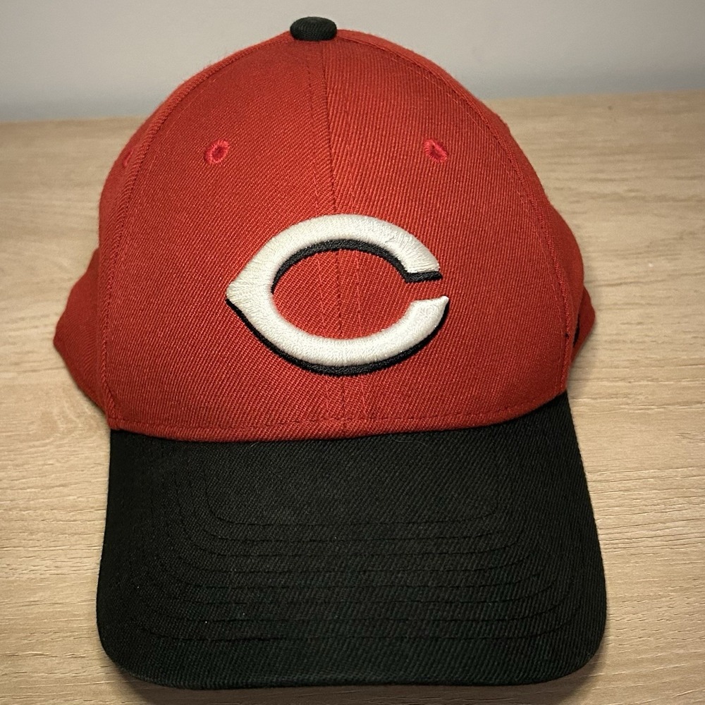 Nike Legacy 91 MLB Genuine Merchandise Cincinnati Reds Adjustable Baseball Cap